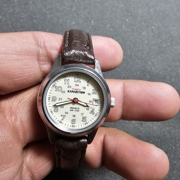 Timex Expedition Indiglo Date Just Ladies Quartz Watch Silver Tone Working shows - Picture 1 of 10